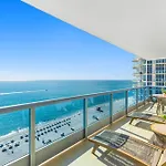 Dharma Home Suites Miami Beach At Monte Carlo