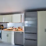 Carlyle Hotel Ocean Dr South Beach 2 Bedroom Luxury Apartment