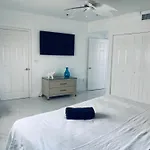 Sunrise Penthouse Ocean View Terrace Beach Few Steps Away Sobe