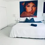 Sunrise Penthouse Ocean View Terrace Beach Few Steps Away Sobe