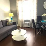 Lux Condo By The Beach
