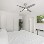 Miami Magic 1Br Sleeps 4
