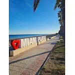 Villa In Pino Alto For 12-14 People, 400M To The Sea