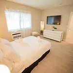 1Br Apartment By The Beach