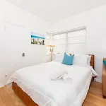 Bellamor Apts At 5Th St Shopping Mall