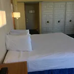 Miami Beach Resort & Spa