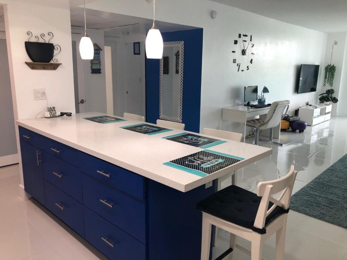 The Blue Island Apartment