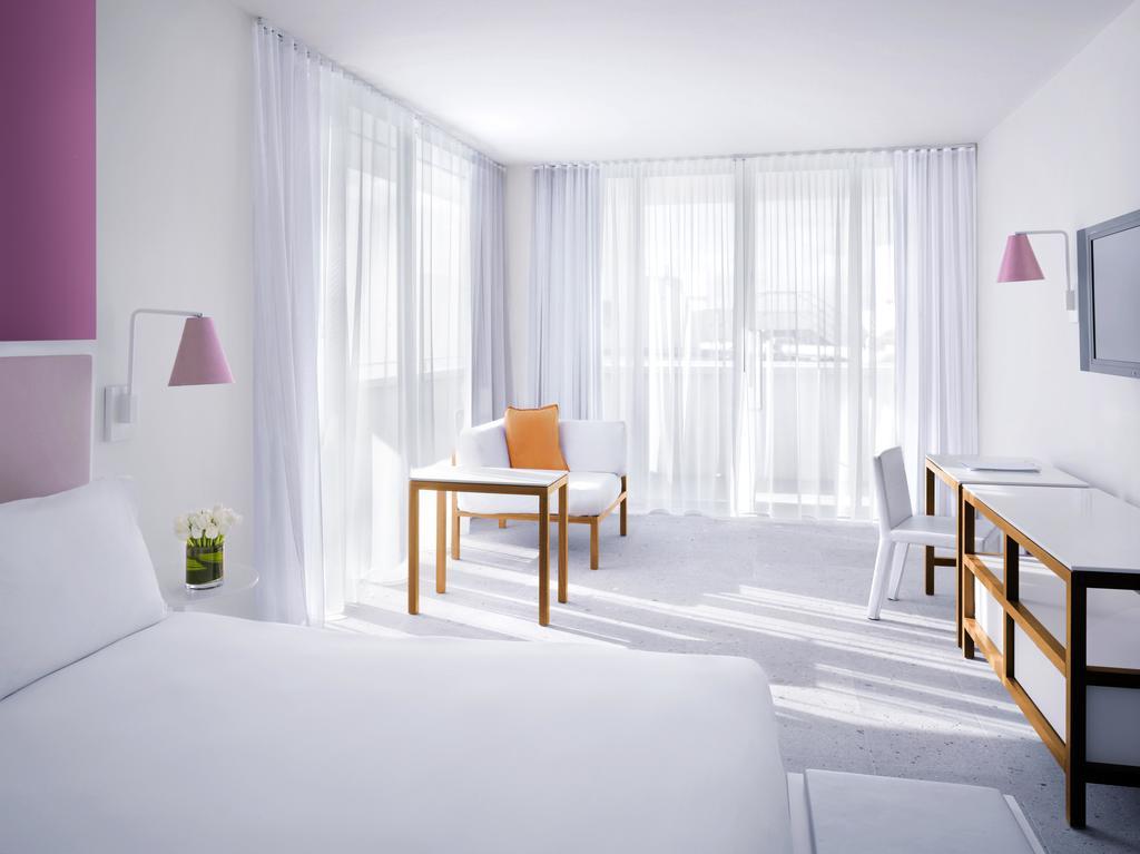 Hotel Shore Club South