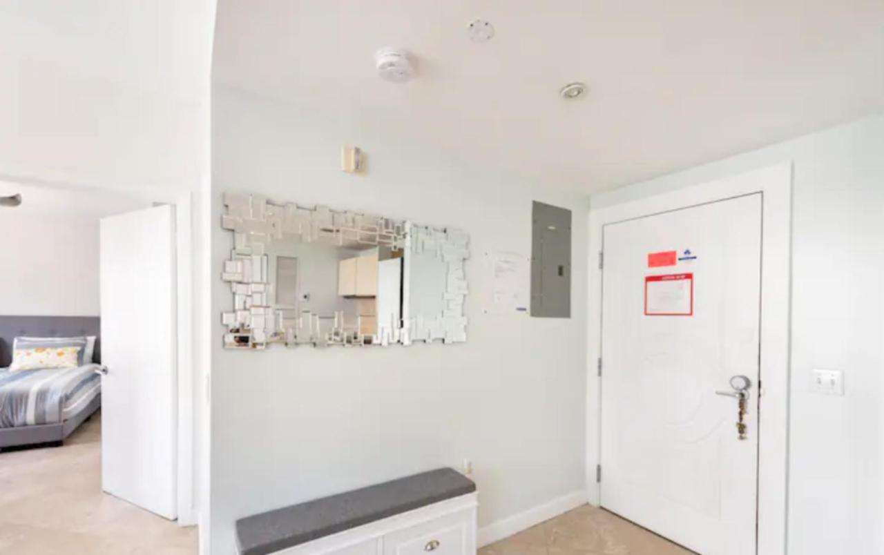 Carlyle Ocean Dr South 2 Bedroom Luxury Apartment