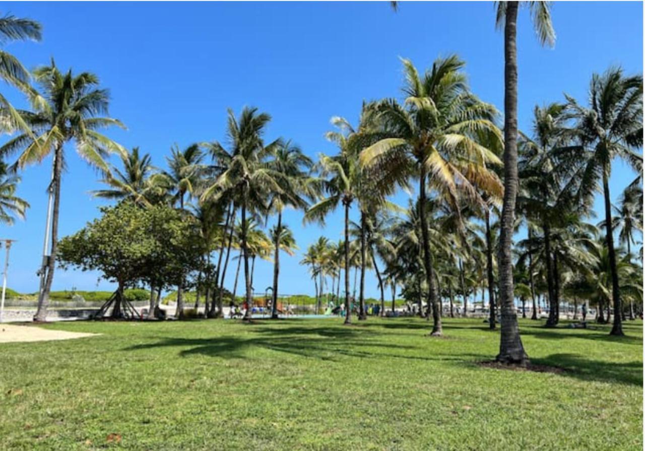Carlyle Ocean Dr South 2 Bedroom Luxury Miami Beach