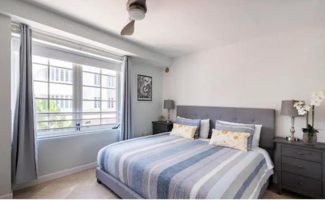 Carlyle Ocean Dr South 2 Bedroom Luxury Apartment Miami Beach
