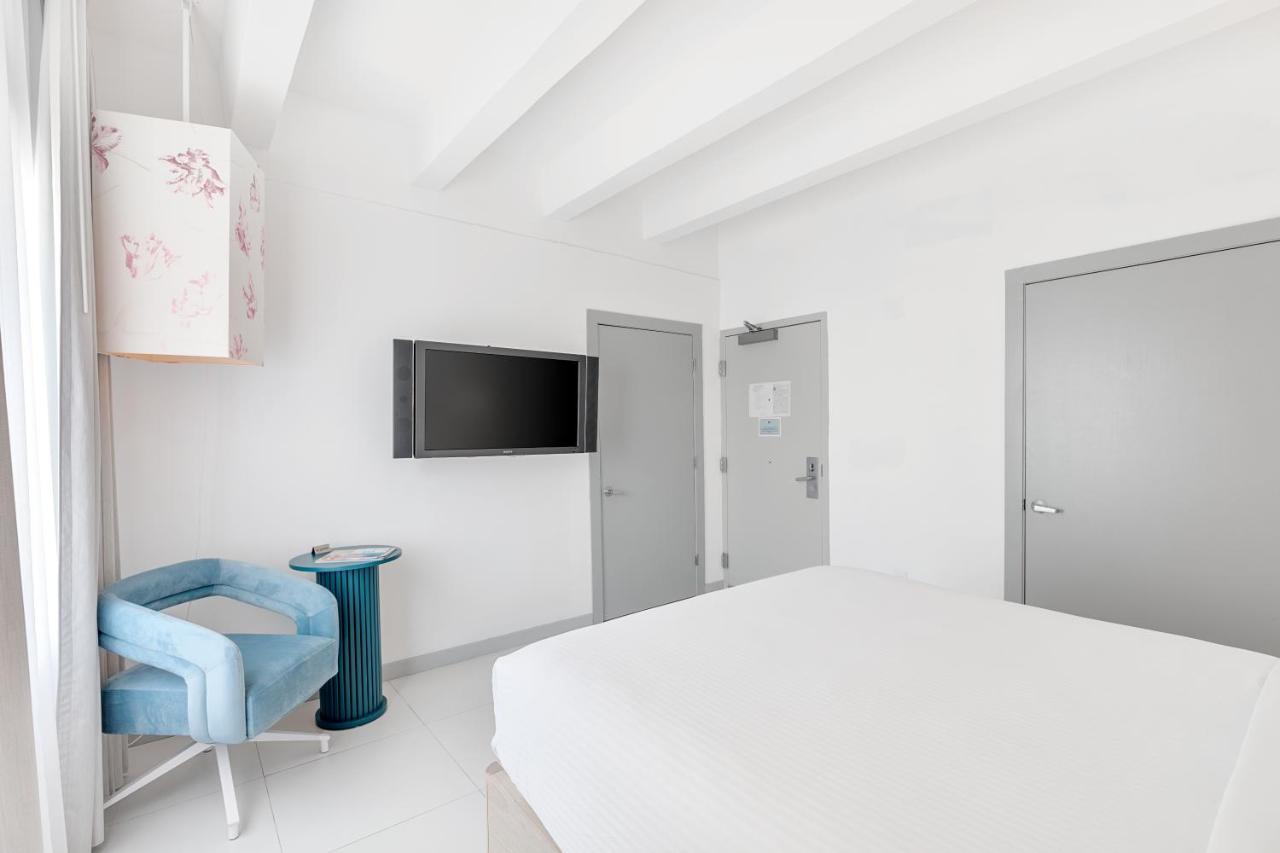 The One50 Hotel, Bw Signature Collection Hotel 3*