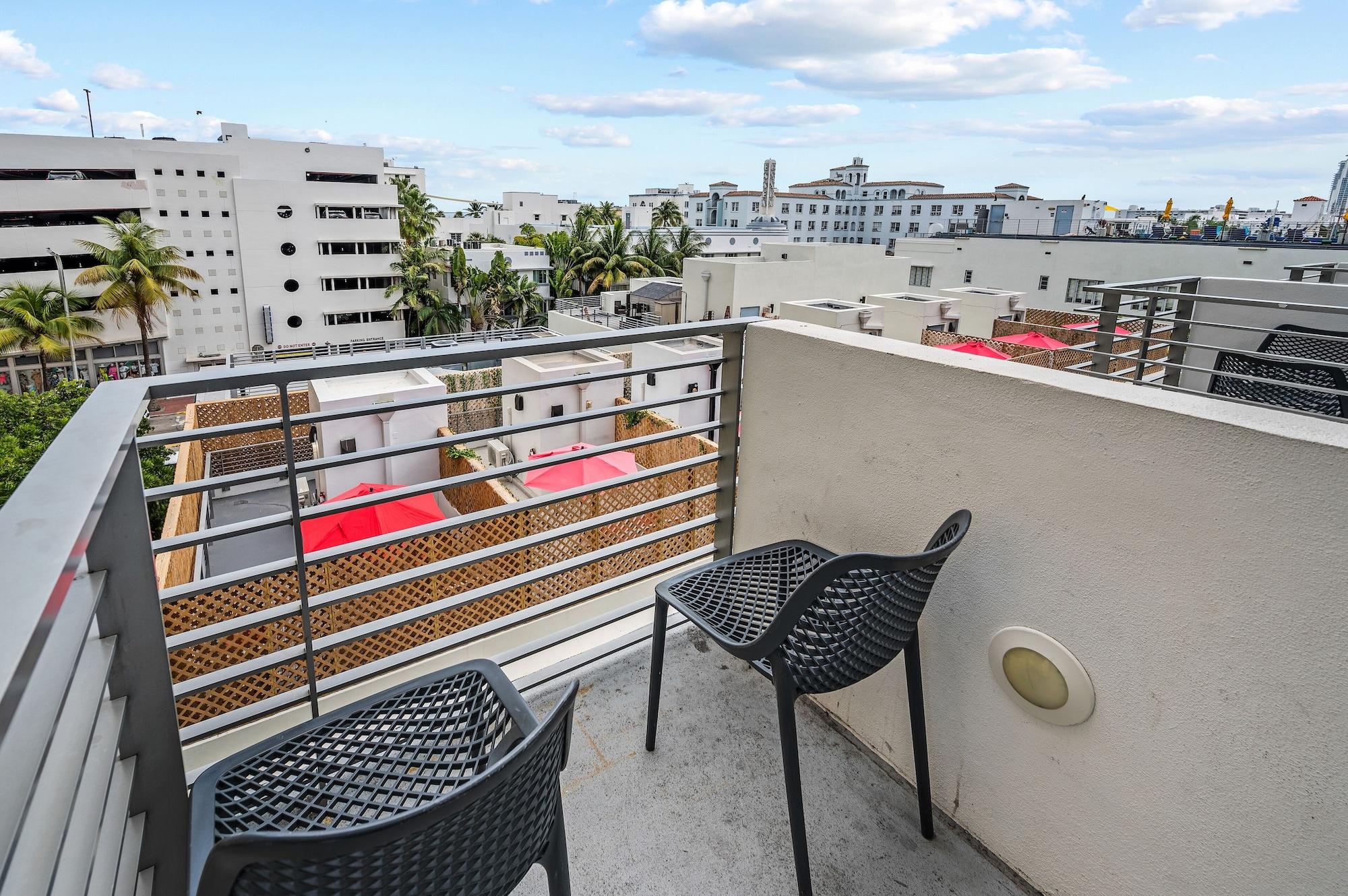 The Fairwind 4* Miami Beach