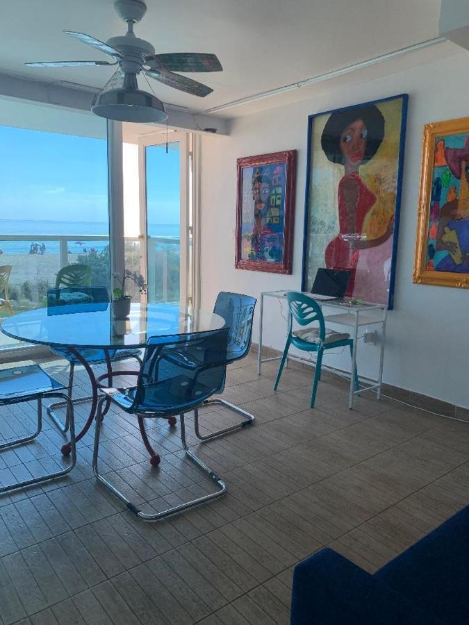 Castle Bth2 Stunning Oceanfront Townhouse, Private Access, Private Pool Access, Tennis And Free Parking! Miami Beach