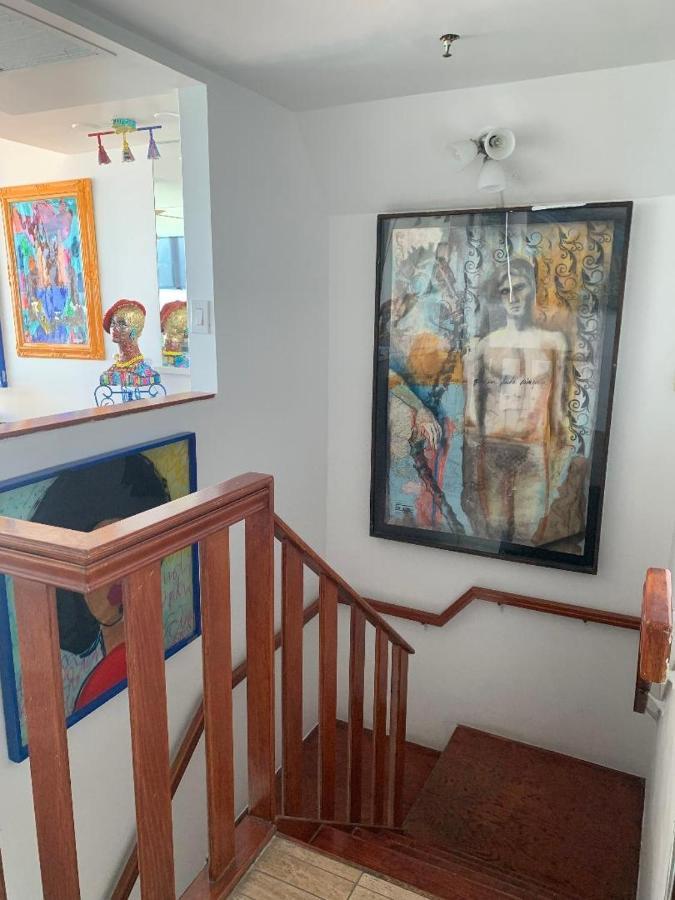 Castle Bth2 Stunning Oceanfront Townhouse, Private Access, Private Pool Access, Tennis And Free Parking!