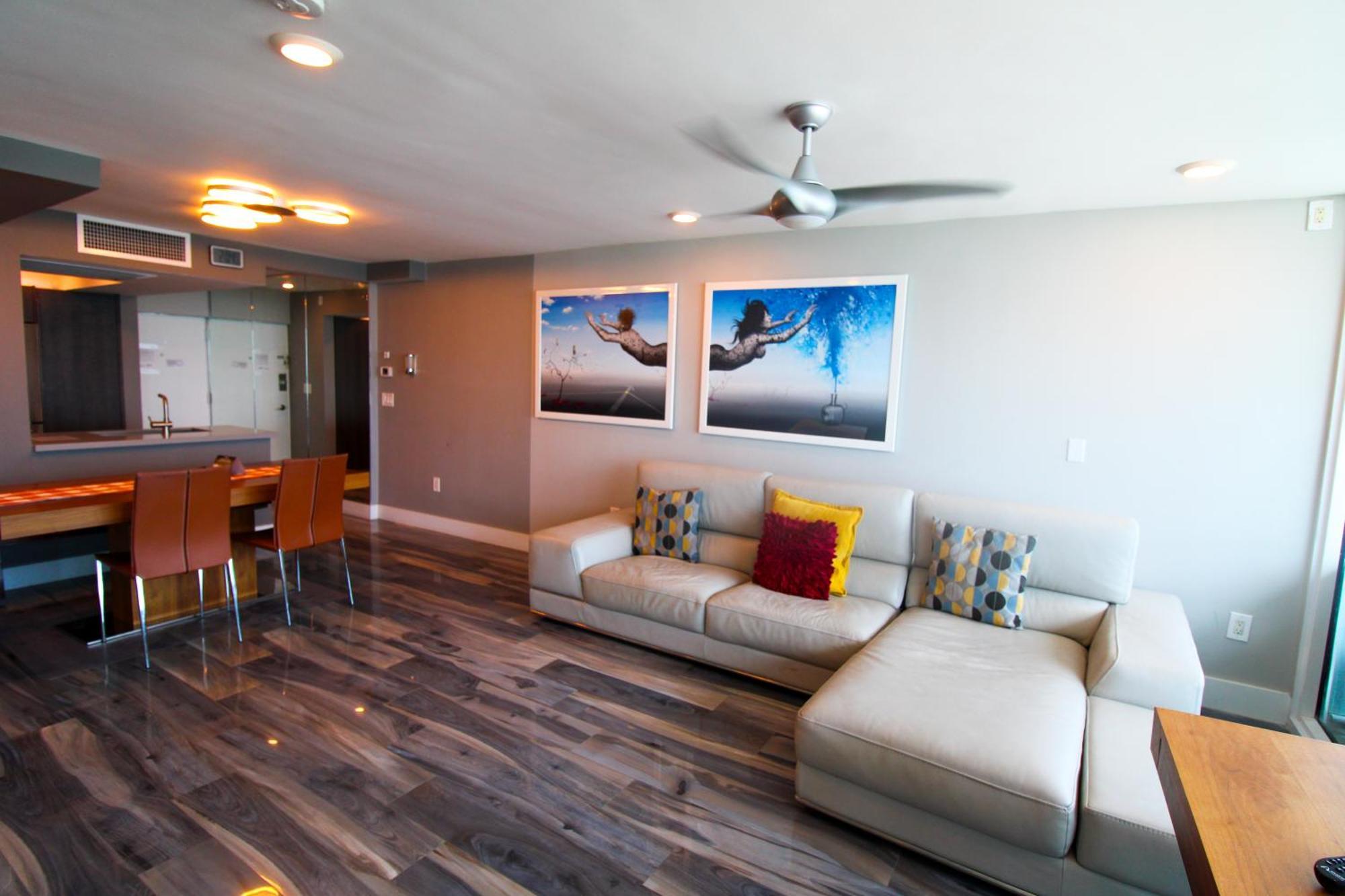 Castle Bth2 Stunning Oceanfront Townhouse, Private Access, Private Pool Access, Tennis And Free Parking! * Miami Beach