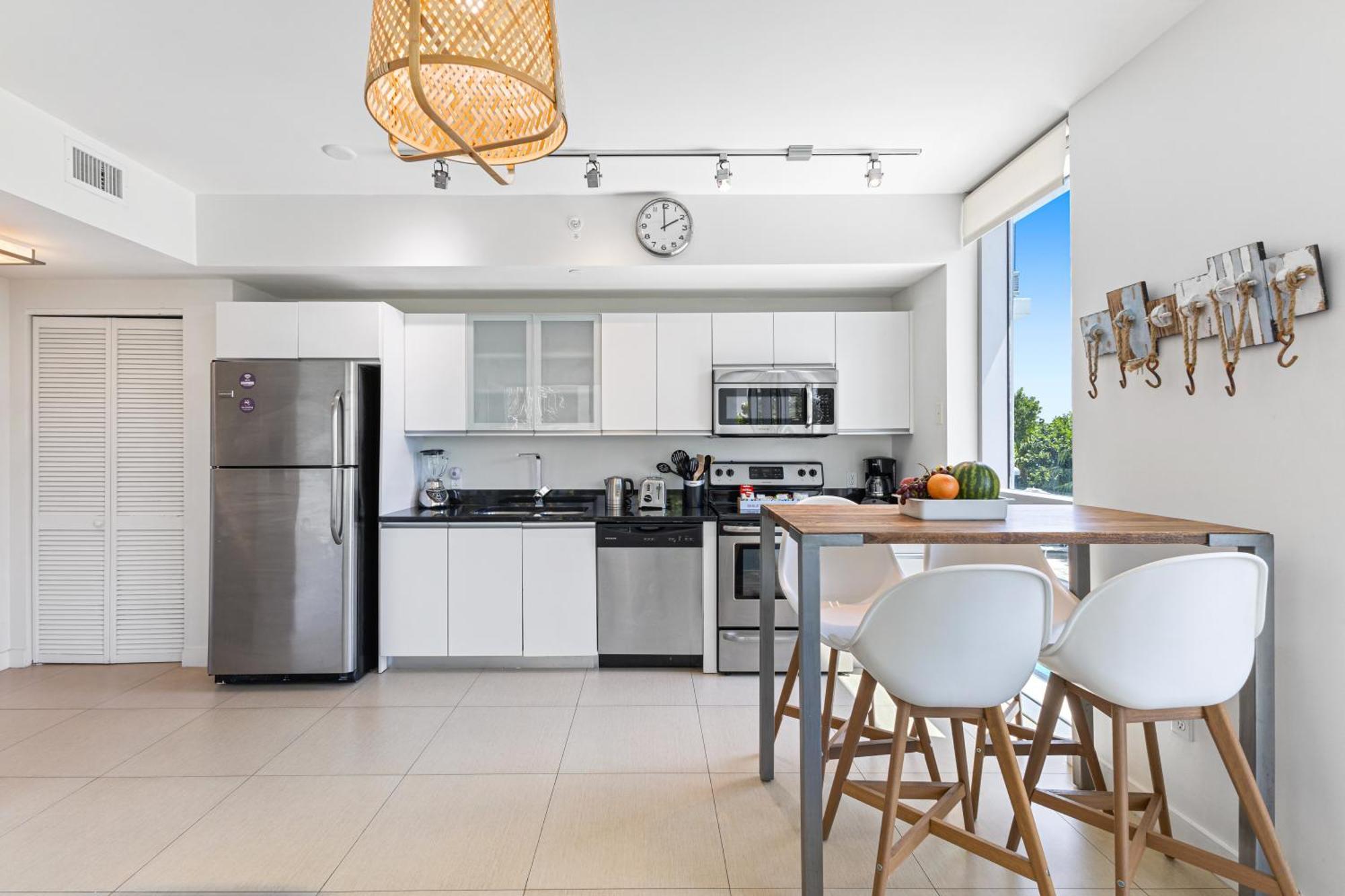 Apartment Dharma Miami At Monte Carlo Miami Beach