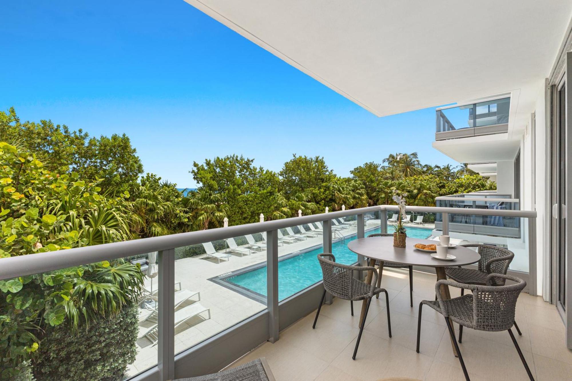 Apartment Dharma Miami At Monte Carlo Miami Beach