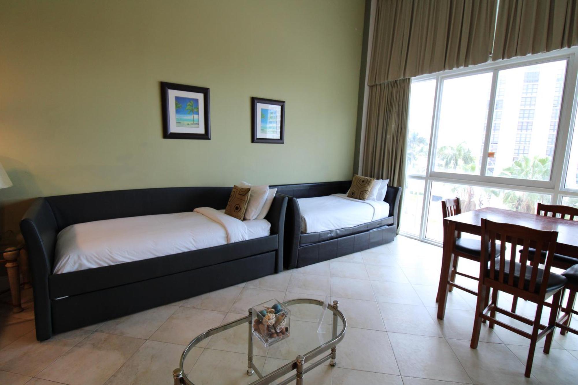 Castle B17 Contemporary With Pool, Access And Free Parking * Miami Beach