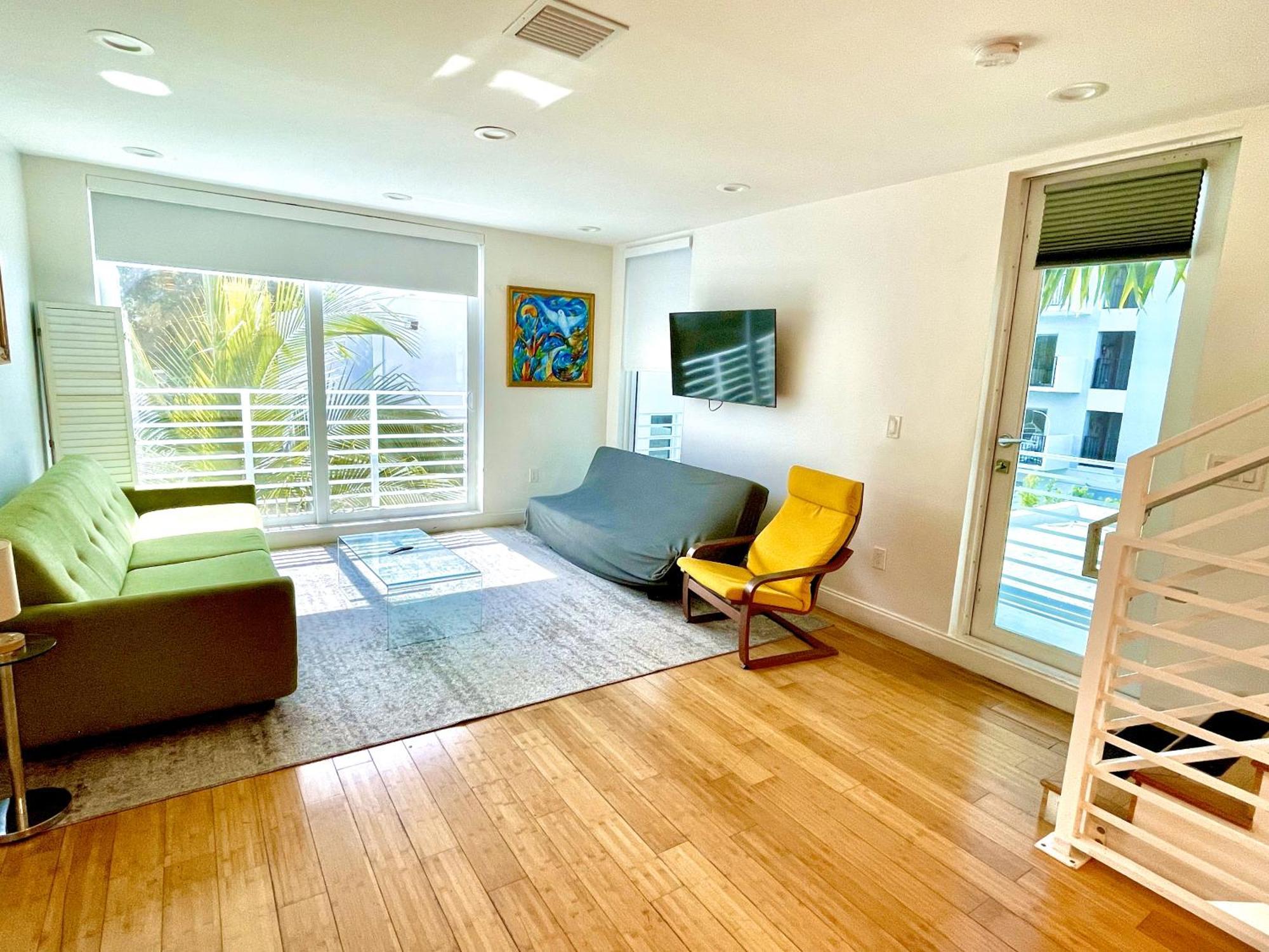 Apartment 15 Guests Luxurious South Beach With Rooftop