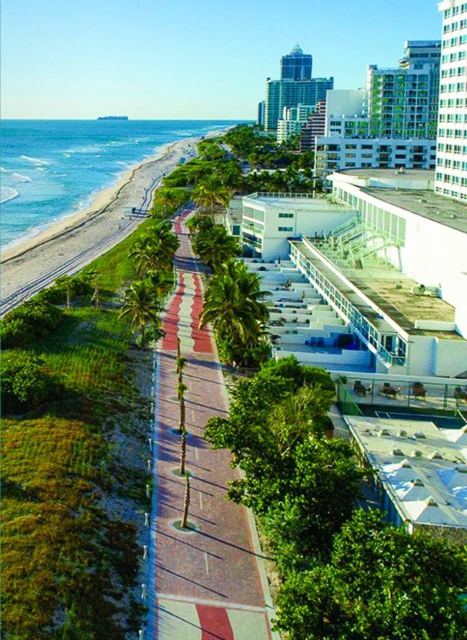 Castle Bth2 Stunning Oceanfront Townhouse, Private Access, Private Pool Access, Tennis And Free Parking! *