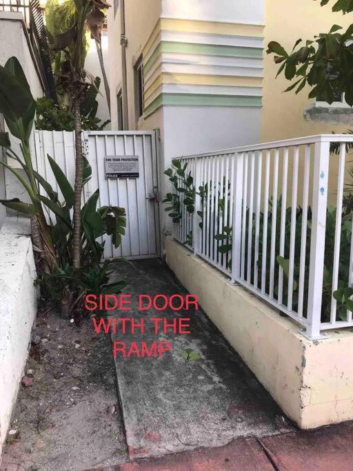 Tranquil 2 Bed 1 Bath At Beach, Glimpse Of The Ocean Apartment Miami Beach