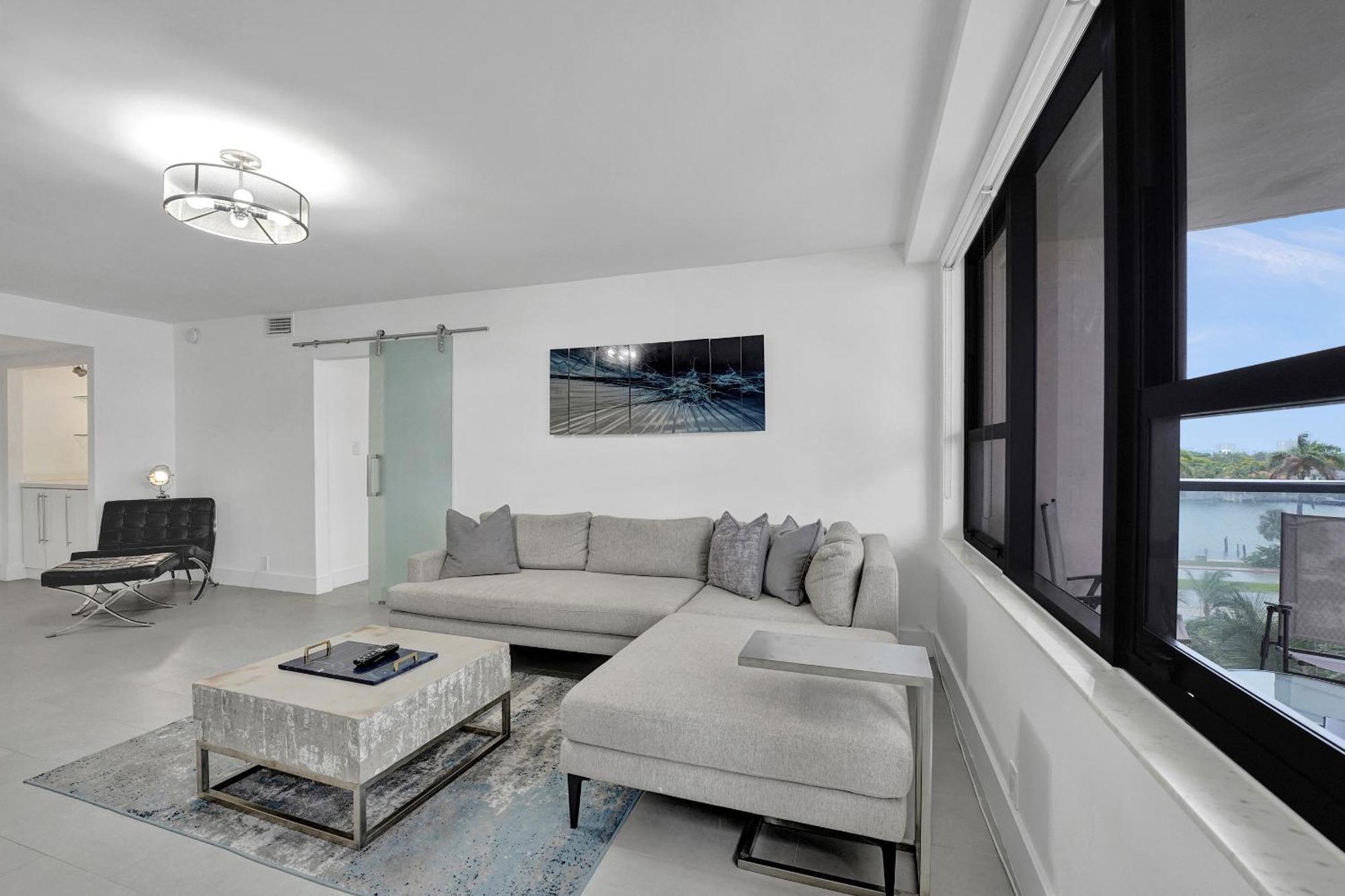 Apartment Ocean View Elegant 2bdr 2ba Access 714 Miami Beach