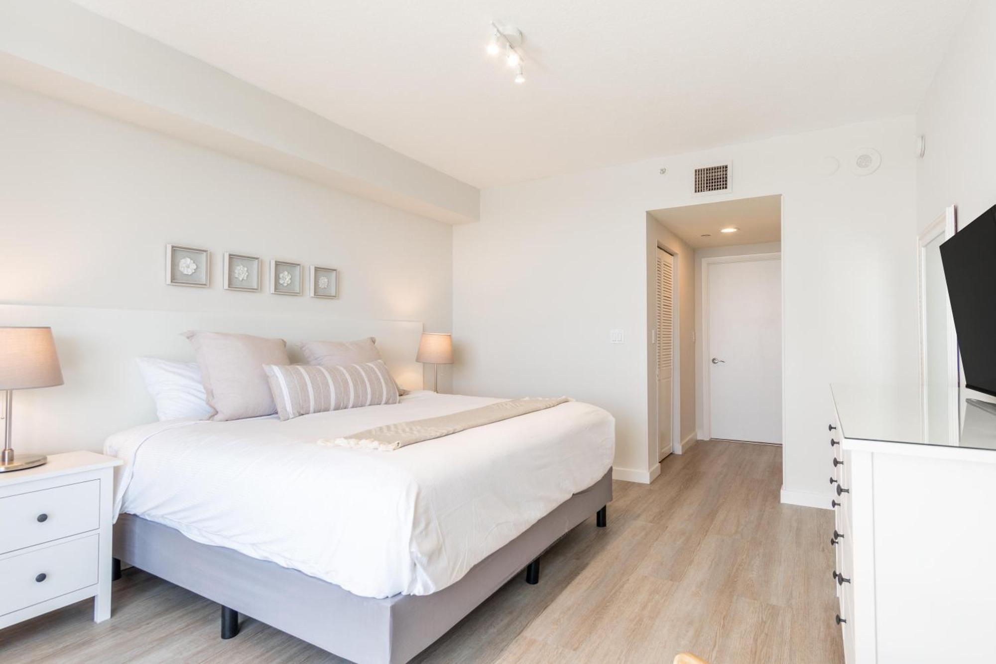Apartment Golden Bay 42 *