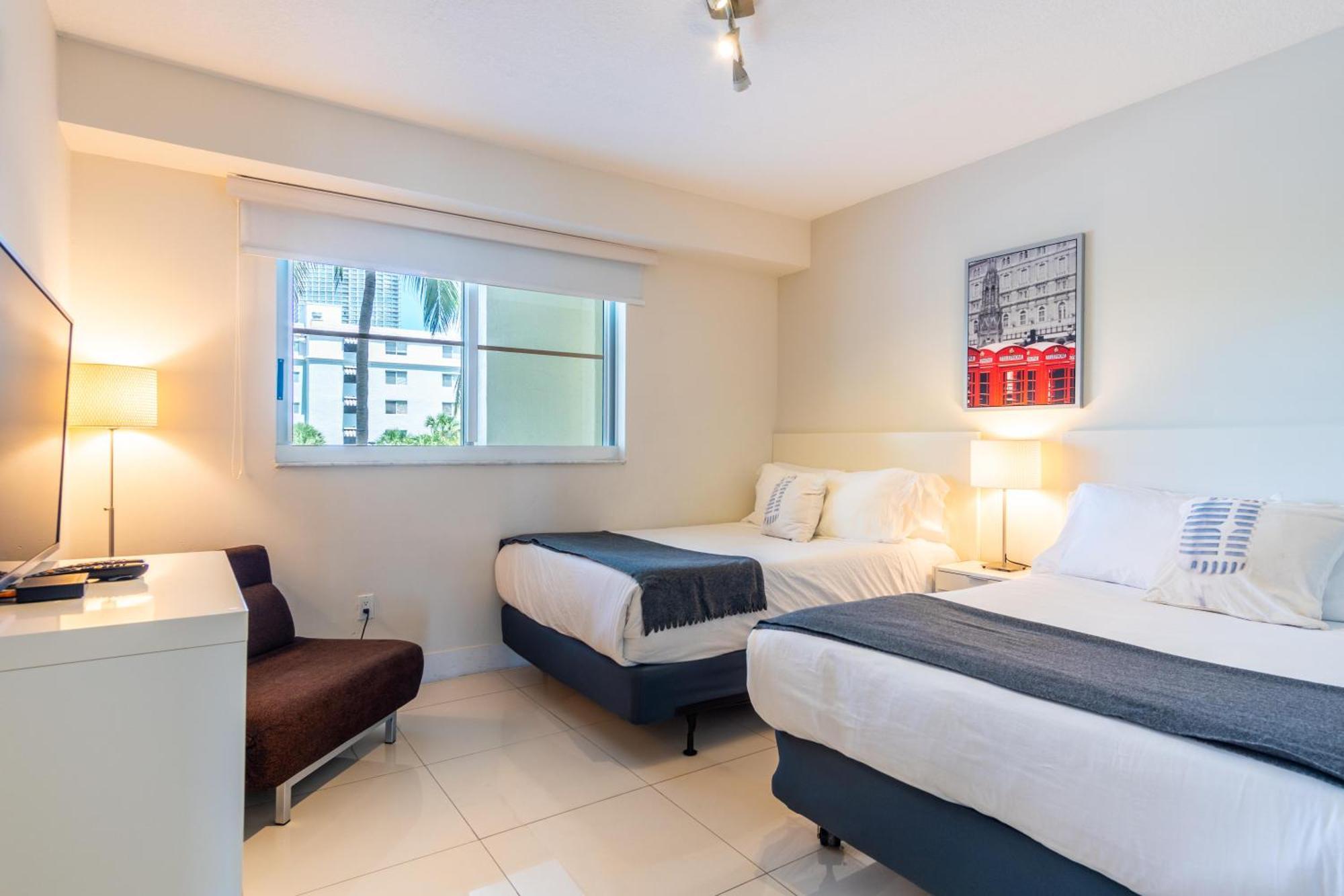 Apartment Golden Bay 33