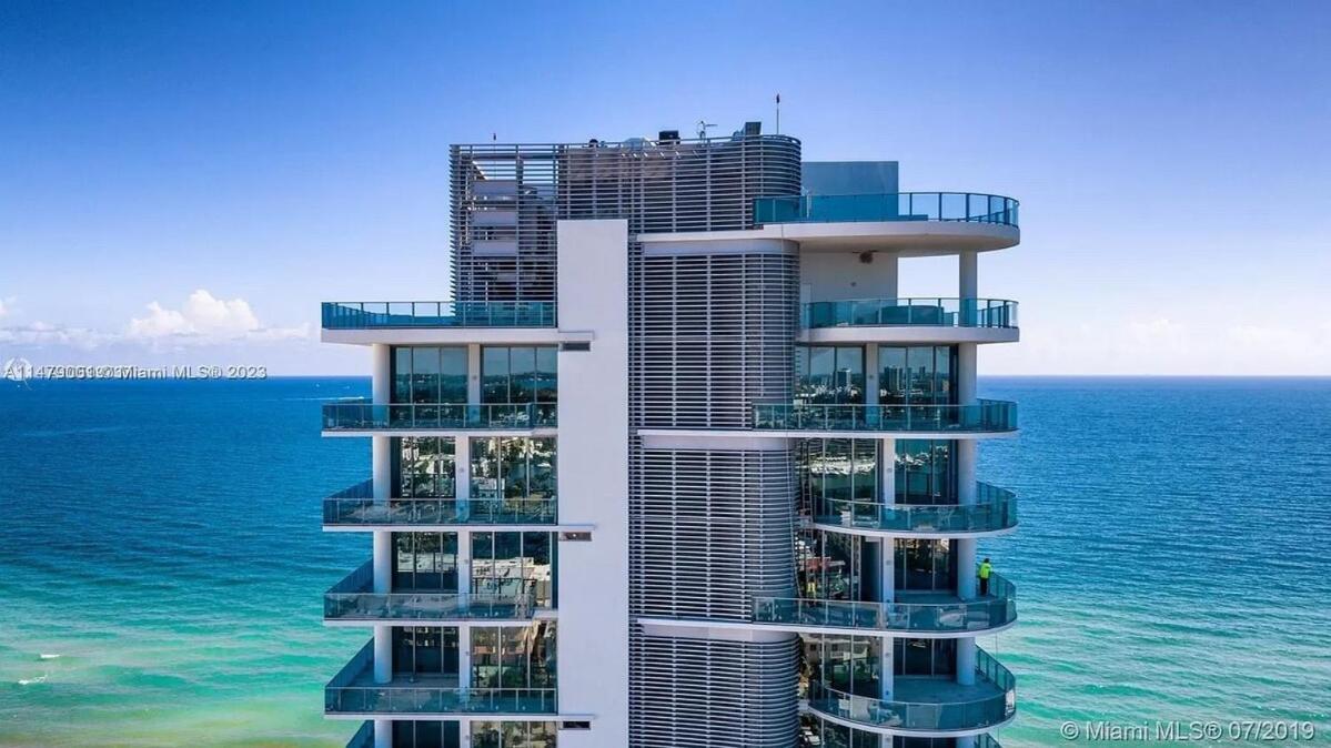 Apt Ocean View Private Beach Apartment
