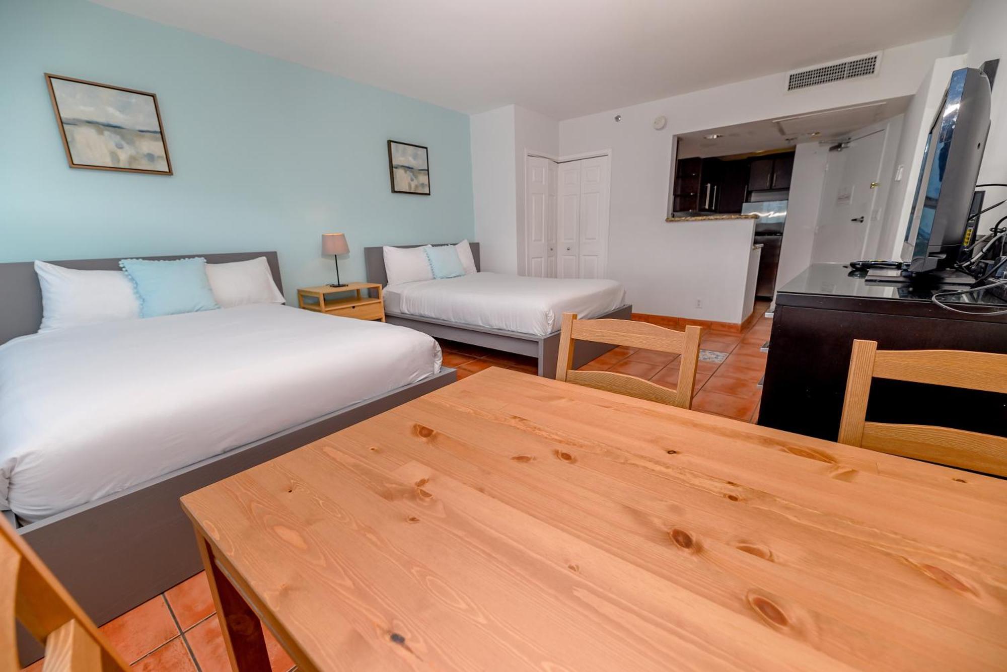 Seastays Aparthotel *