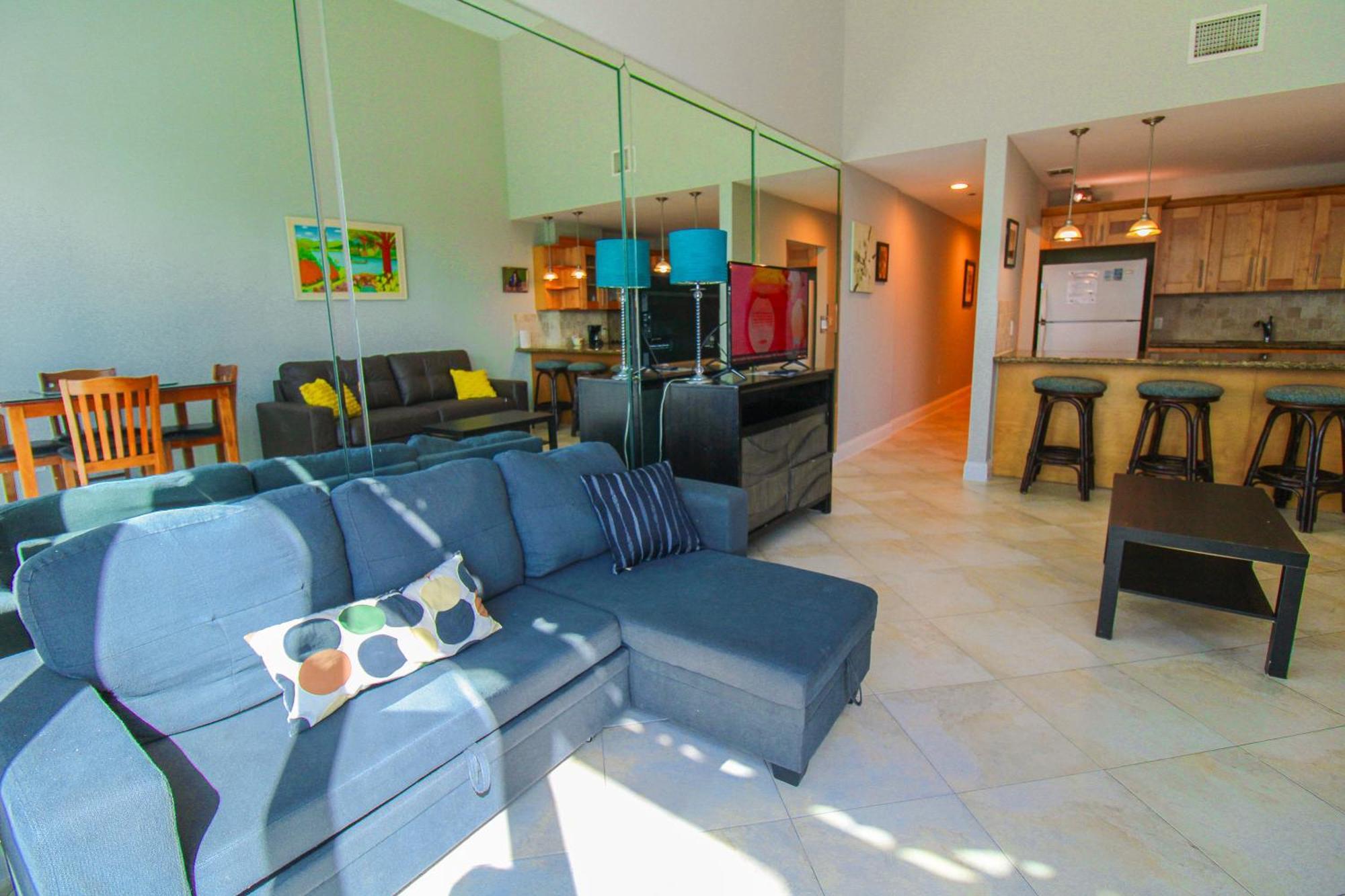 Castle B17 Contemporary With Pool, Access And Free Parking *