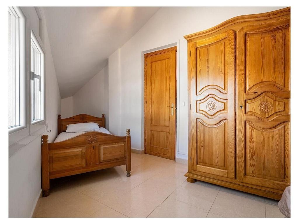 In Pino Alto For 12-14 People, 400m To The Sea Villa Miami Beach