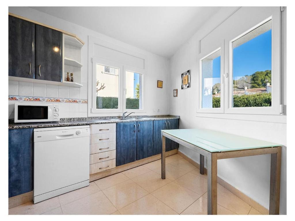 In Pino Alto For 12-14 People, 400m To The Sea * Miami Beach