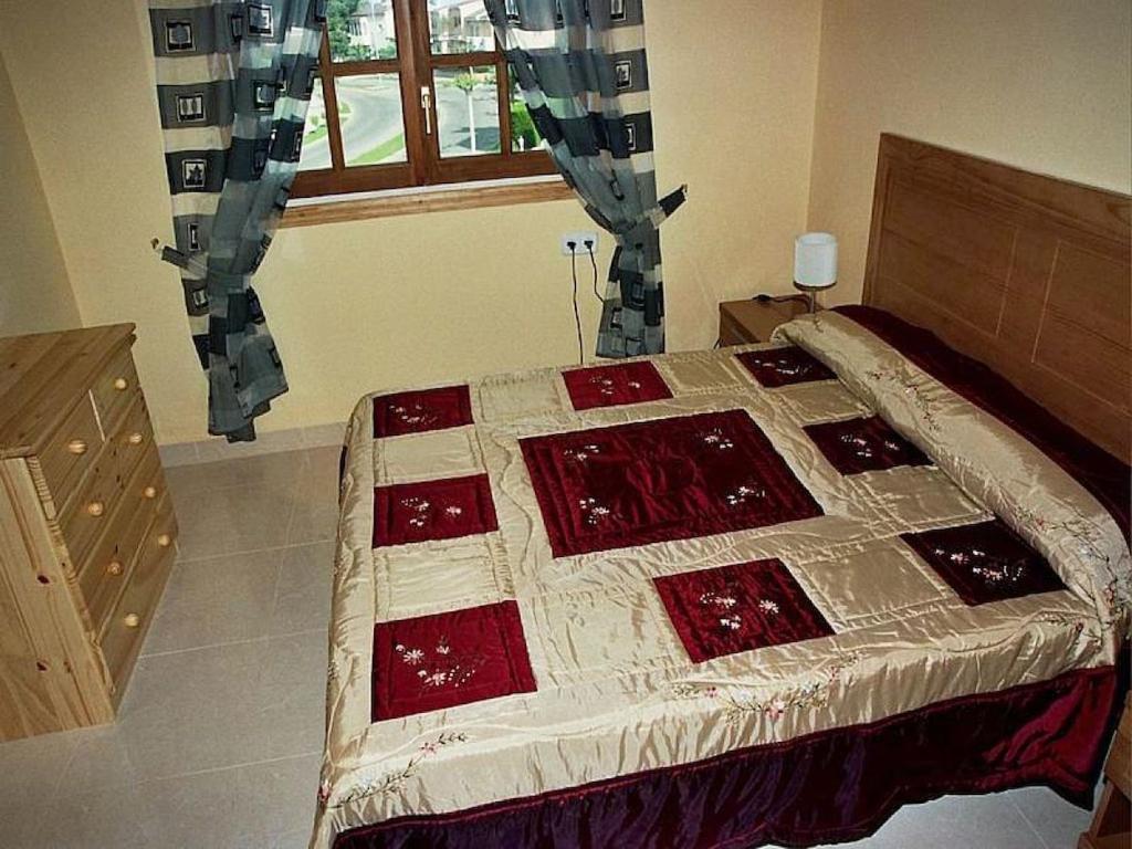 In Pino Alto For 12-14 People, 400m To The Sea Villa *