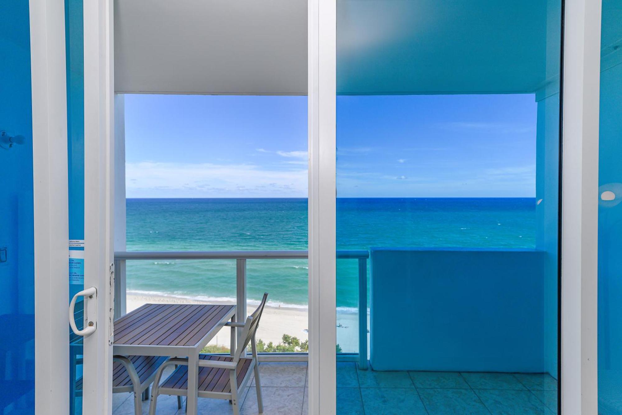 Seastays * Miami Beach