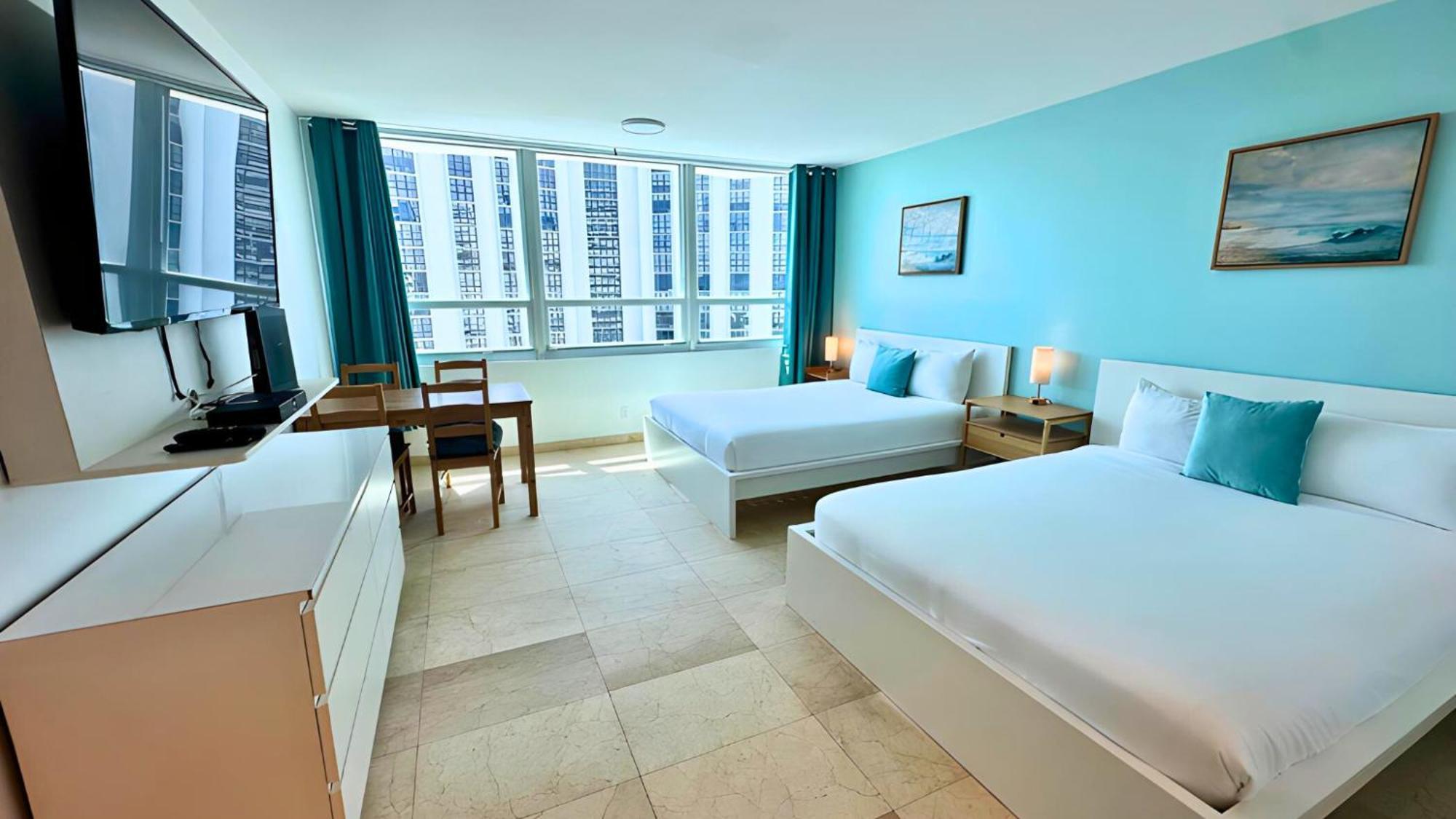 Seastays Aparthotel
