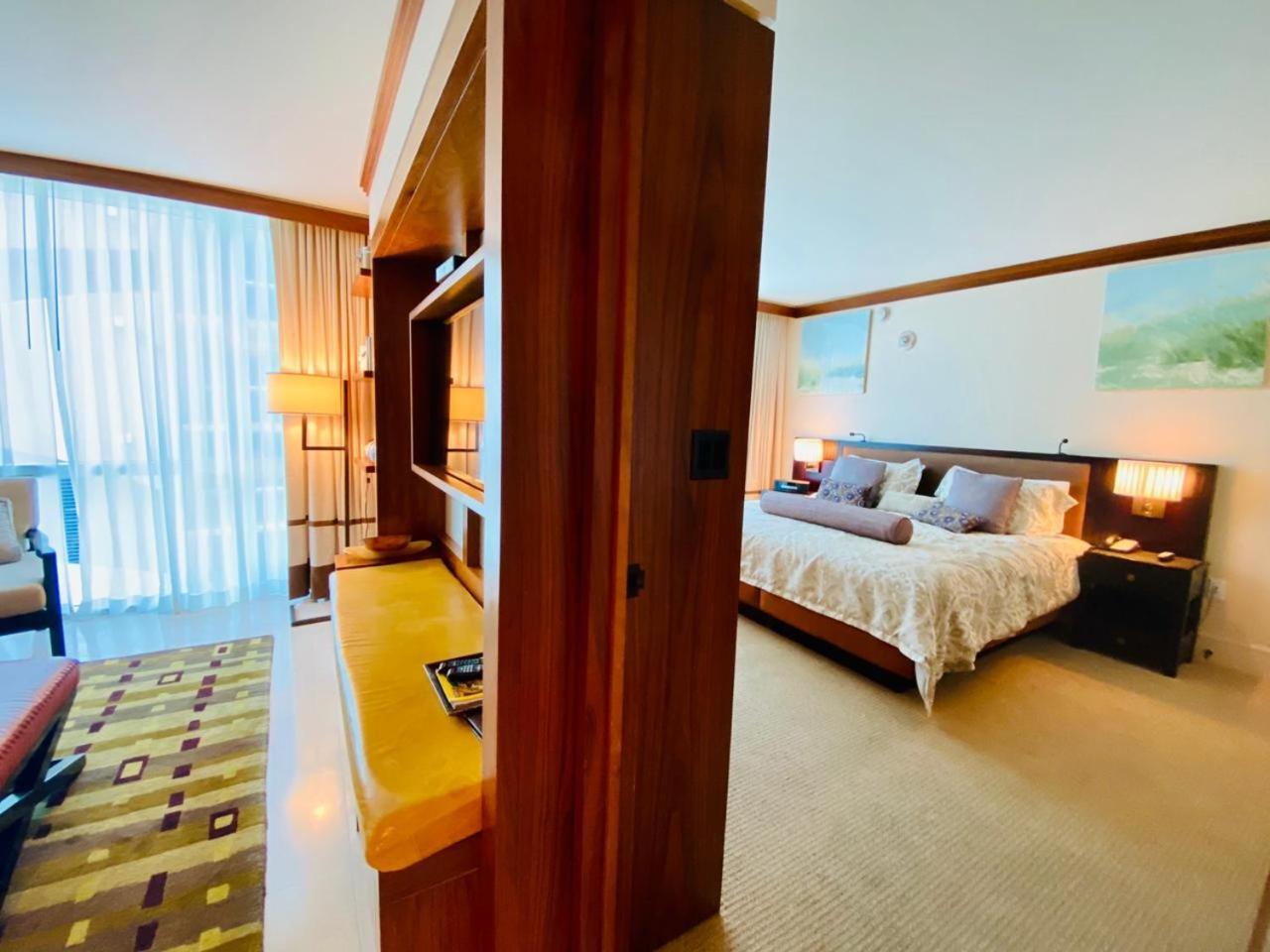 Hotel Carillon Miami Private Luxury Miami Beach