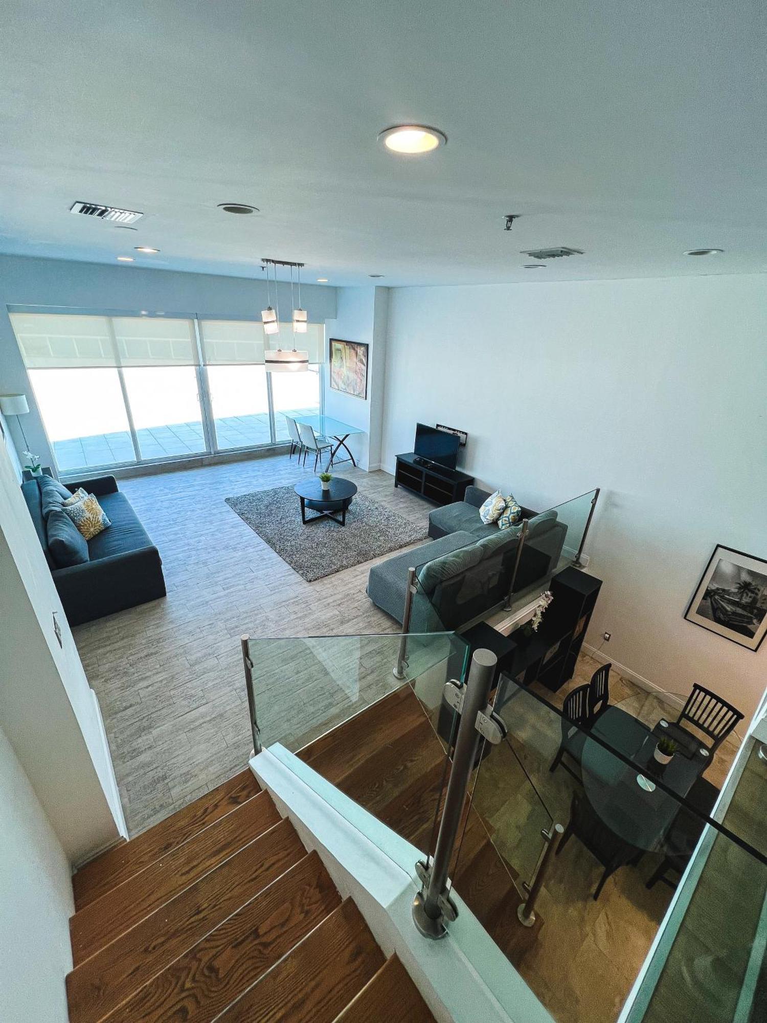 Shine Balcony Duplex 11 *