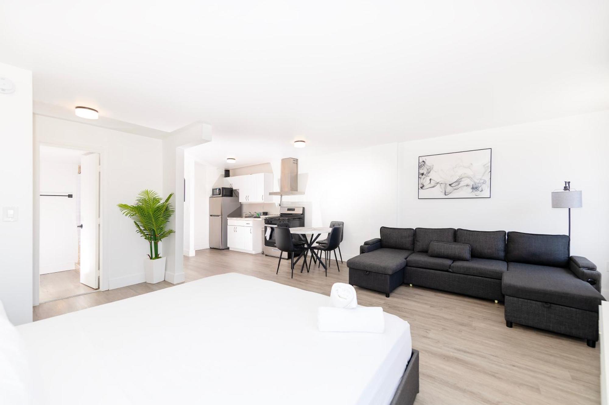 Washinghton Avenue Apartment *
