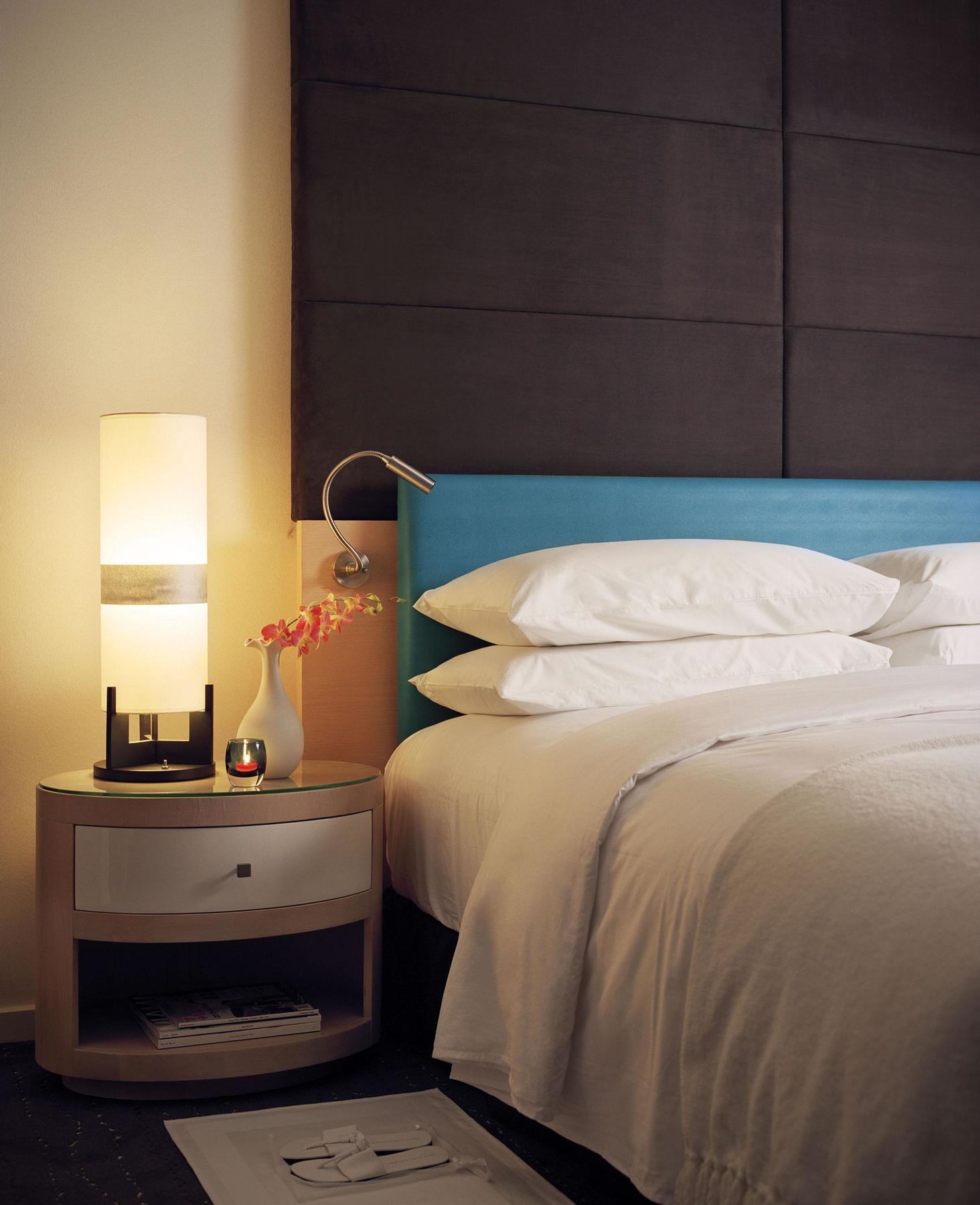 1 South Beach 4*