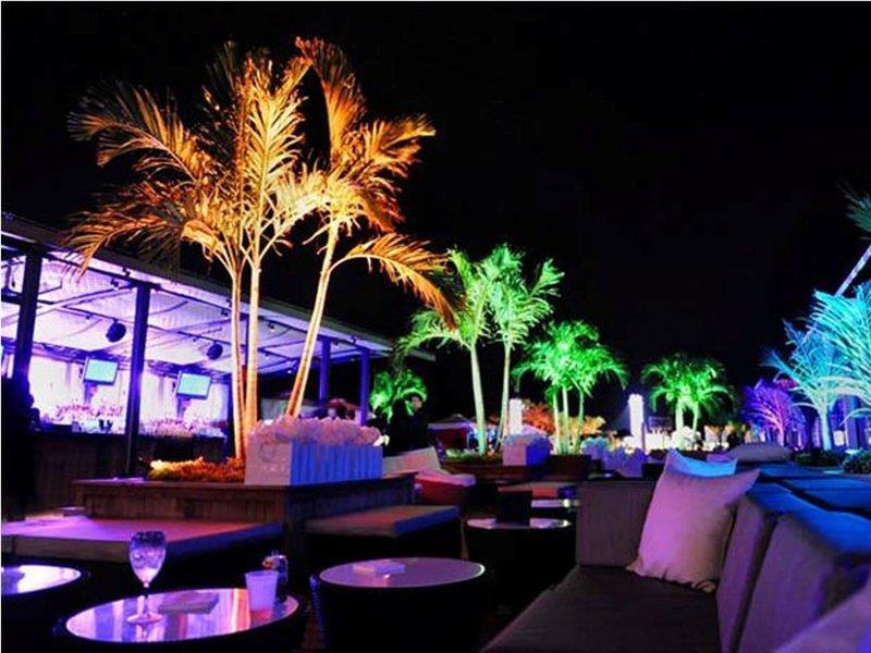 1 South Beach 4*