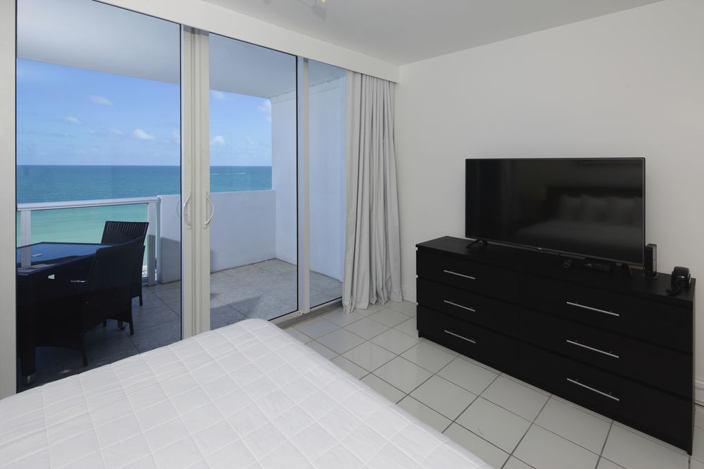 Castle Beach By New Point Miami Hotel 3*
