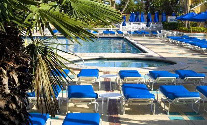 Resort Miami & 3*