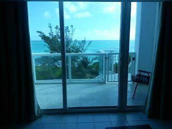 Castle Beach By New Point Miami 3*