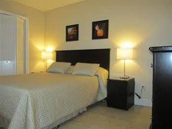 Castle Beach By New Point Miami Hotel 3*