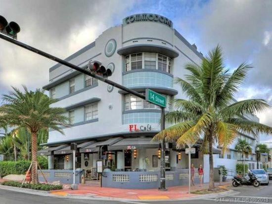 Ensuite Apt On Collins Ave Apartment Miami Beach