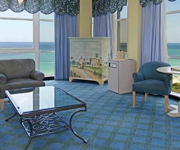 Resort Miami & 3*