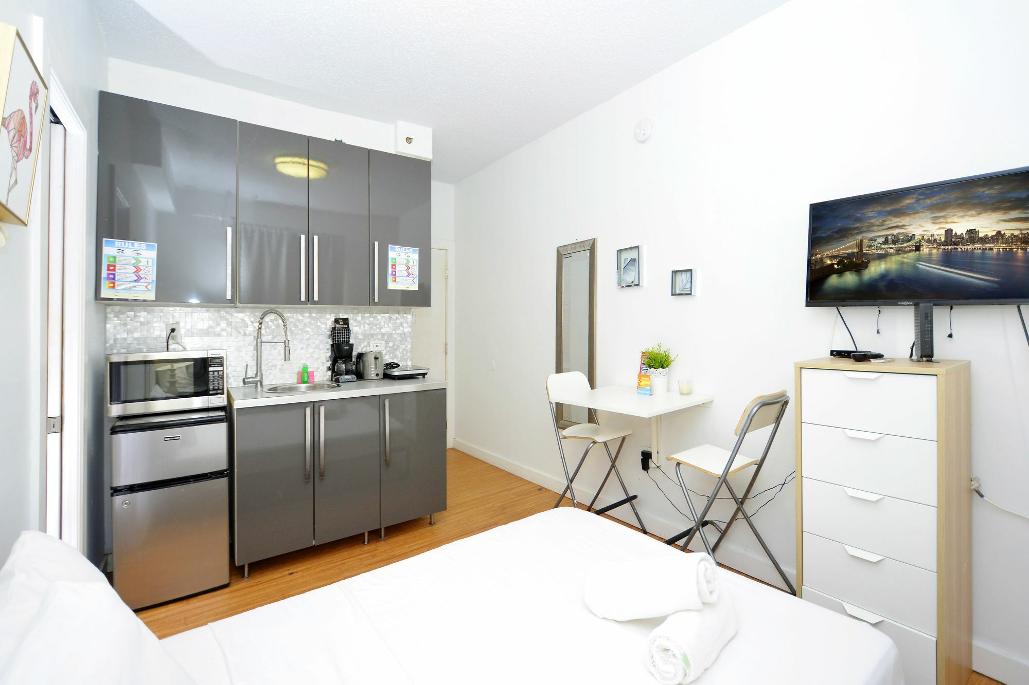 Apartment 335 Ocean Walk Miami Beach