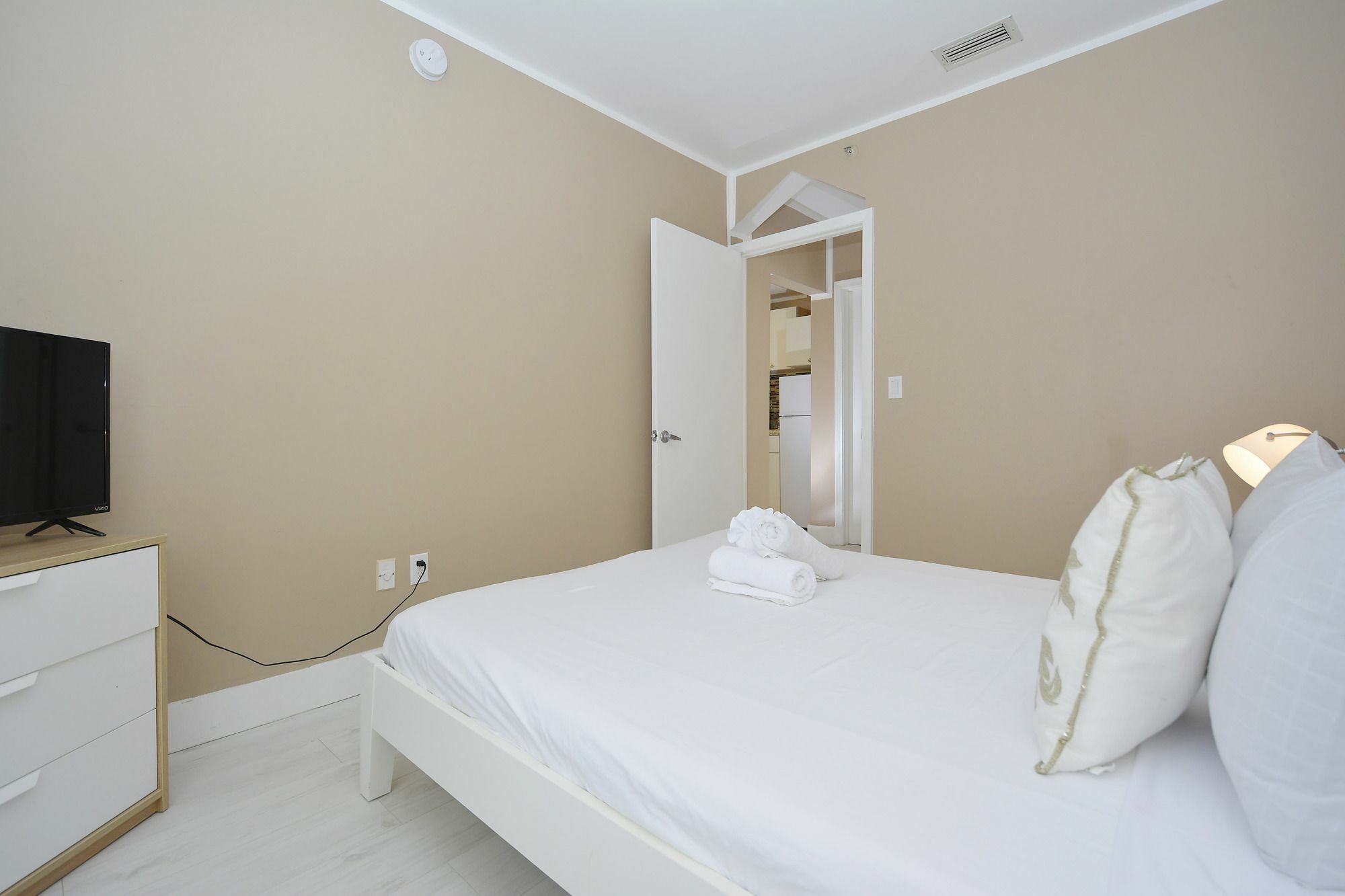 Apartment 335 Ocean Walk *